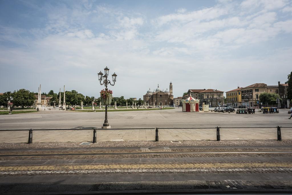 Myplace Prato Della Valle Apartments Padova Luaran gambar